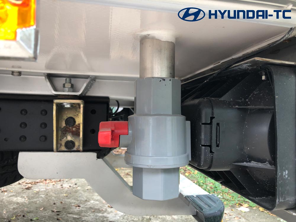 ong_thoat_nuoc_cua_thung_dong_lanh